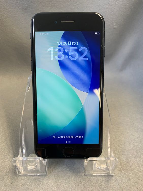 ���ʡ������ǡ�SIM�ե꡼��iPhoneSE ��2���塡 64GB �֥�å���