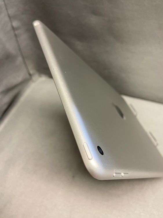 ���� ������ Wi-Fi�� iPad ��9���� 10.2����� 64GB ����С���