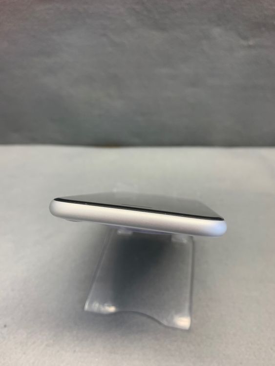 Ķ���� Apple���ȥ��� SIM�ե꡼ iPhoneSE ��2���� 128GB �ۥ磻�ȿ�