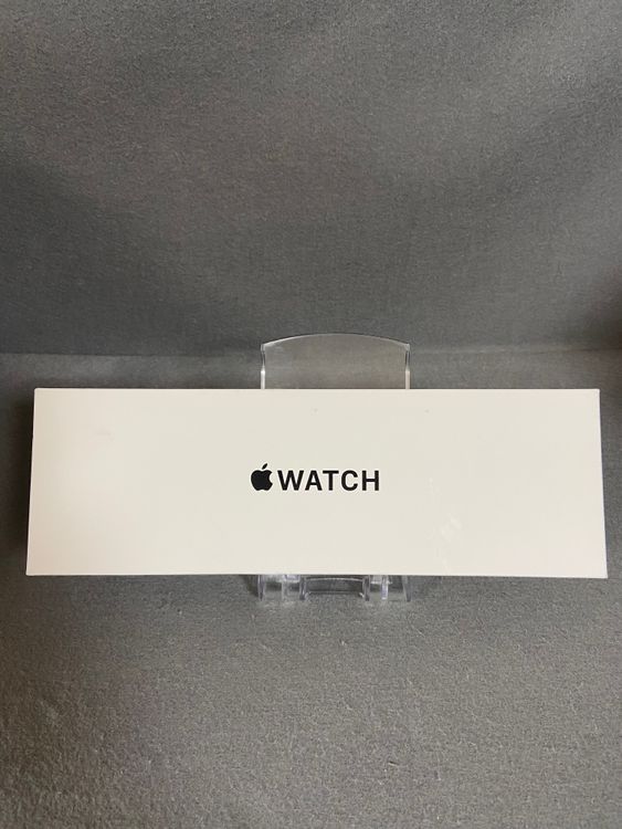 ����̤���� Apple Watch SE ��3���� GPS�� 44mm �ߥåɥʥ��ȥ�����