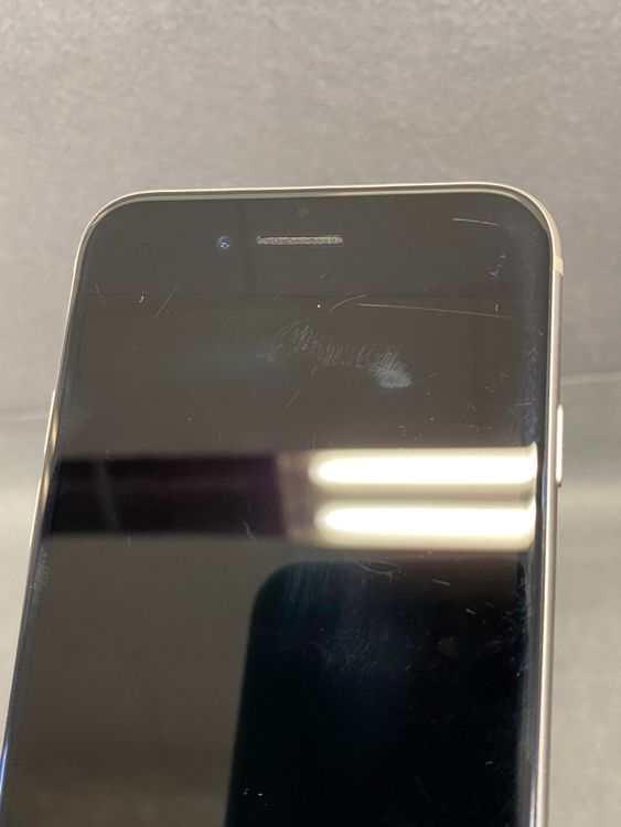 ������ʡ������ǡ�SIM�ե꡼��iPhoneSE���裳���塡128GB���������饤�ȿ�