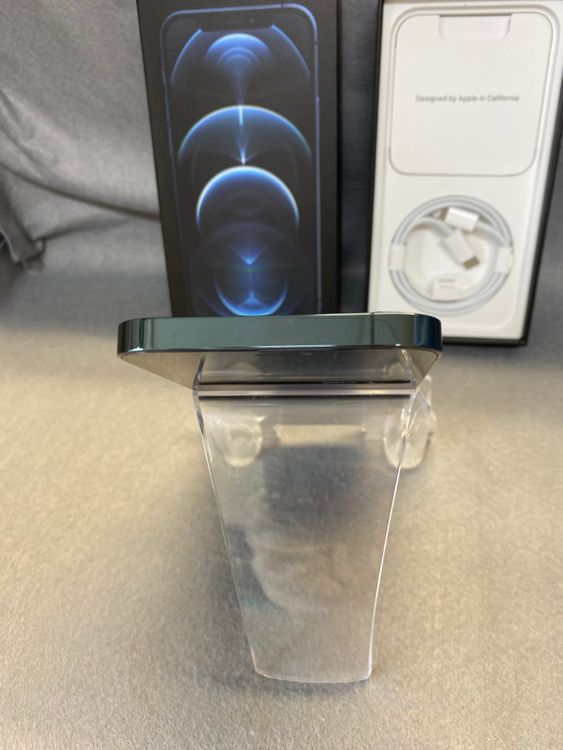 ���ʡ������ǡ�SIM�ե꡼��iPhone12Pro 256G�֥롼��