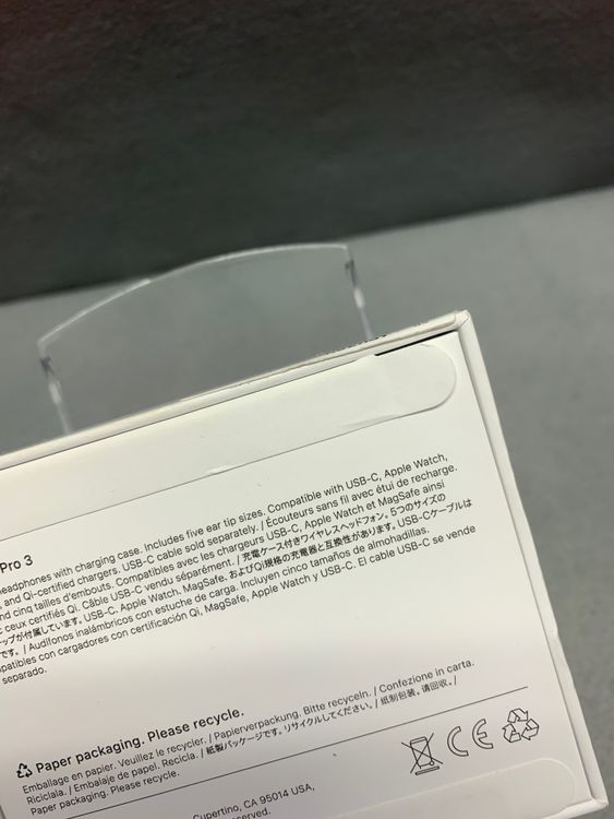 ����̤���� AirPods Pro ��3���� USB-C