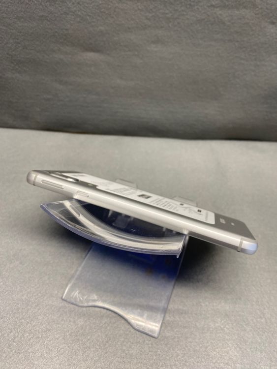 ���ʡ������ǡ�SIM�ե꡼��AQUOS sense3 64GB ����С���