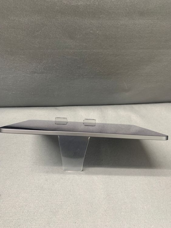 ���� ������ iPad Air ��4���� Wi-Fi�� 64GB ���ڡ������졼��