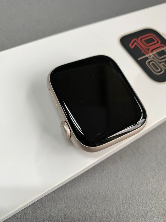 ���� Apple Watch SE ��3����ڸ����ݾڤ����64GB  ����顼�� 44mm