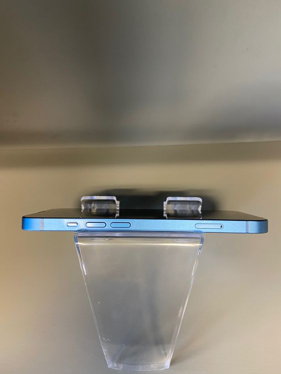 ���ʡ������ǡ�SIM�ե꡼��iPhone13 256GB �֥롼��