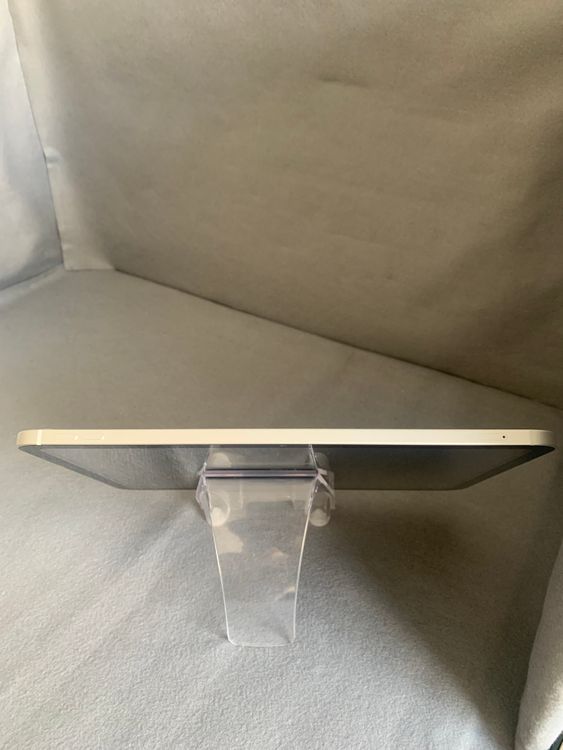 Ķ���� SIM�ե꡼ iPad ��10���� 64GB Wi-Fi+Cellular�� ����С���