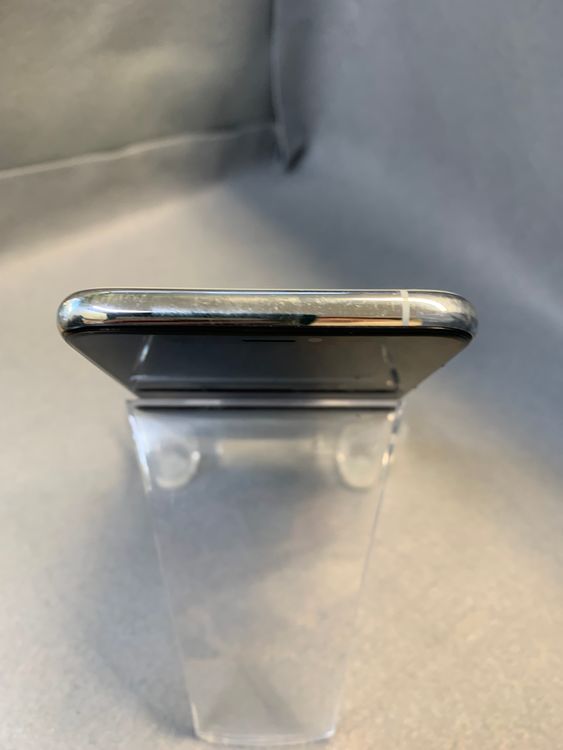 ���ʡ������ǡ�SIM�ե꡼��iPhoneXS 64GB �ۥ磻�ȿ�