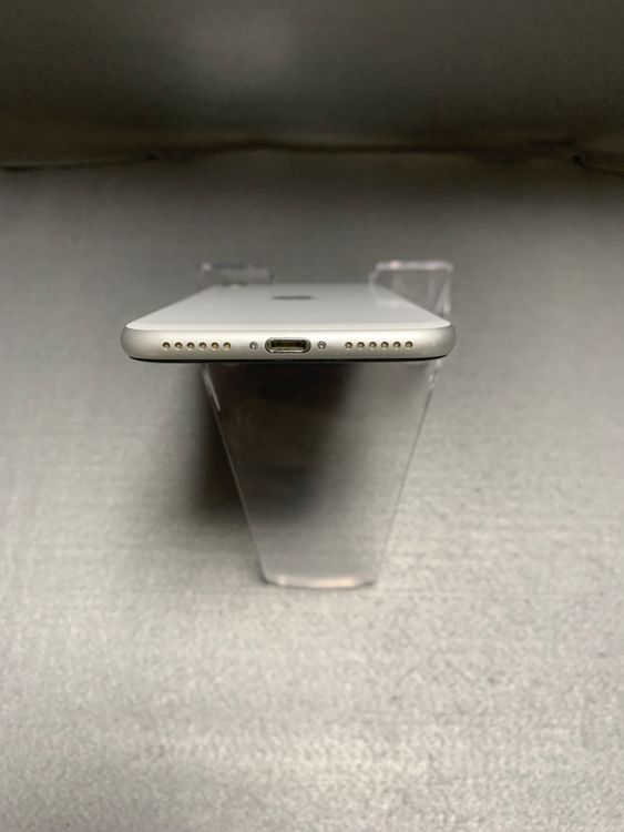 Ķ���� ������ SIM�ե꡼ iPhoneSE  �������� 256GB �ۥ磻�ȿ�