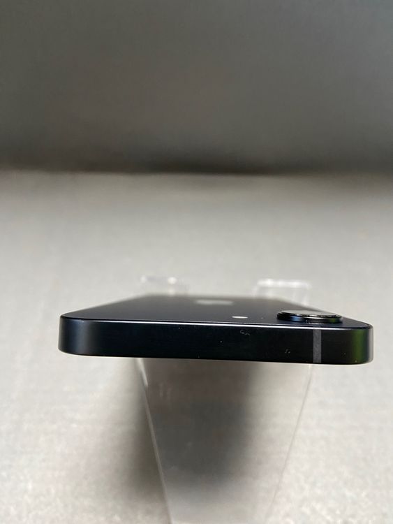 Ķ���� ������ SIM�ե꡼ iPhone 16e 128GB �֥�å������ڸ����ݾ�ͭ���