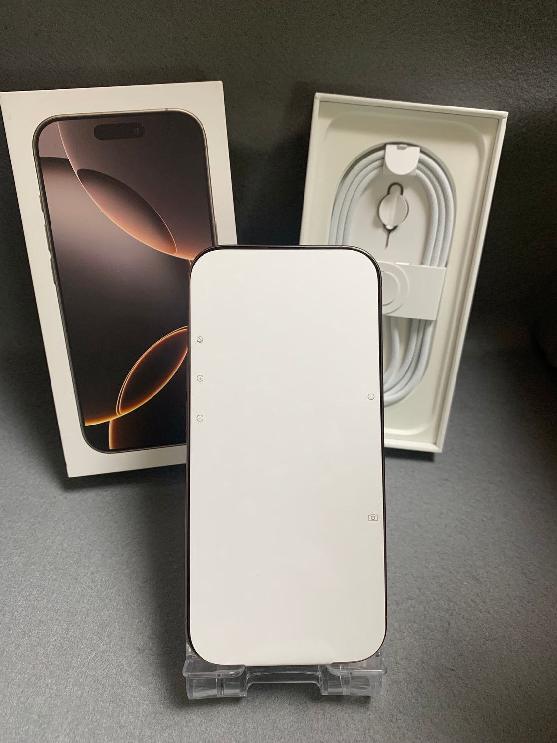 ムスビー｜新品同様【限定保証あり】国内版 SIMフリー iPhone16 Pro  