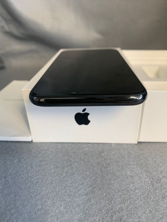Ķ���ʡ������ǡ�SIM�ե꡼��iPhoneX 256GB ���ڡ������쥤��