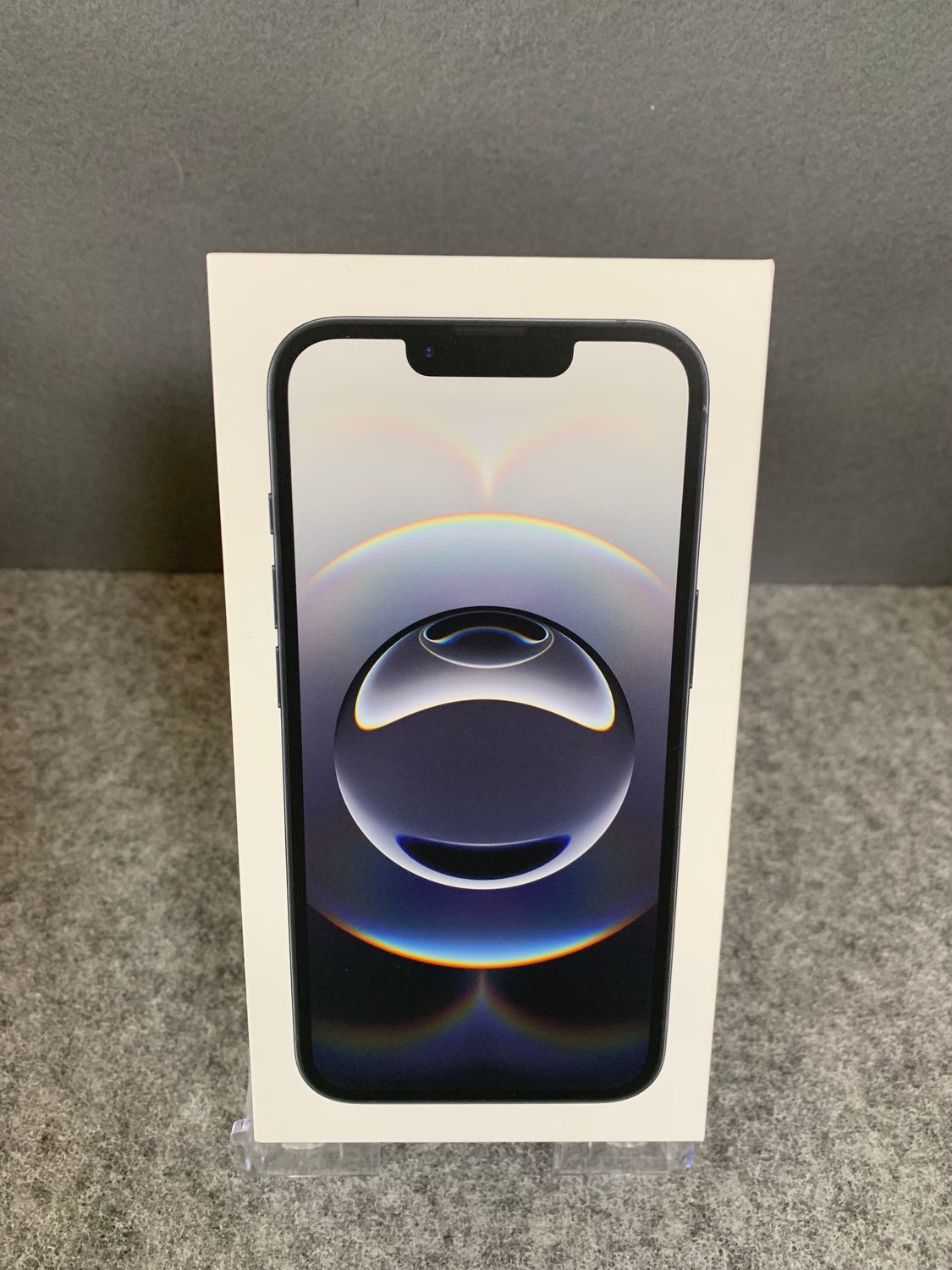 新品未開封 iPhone16e 128GB ブラック simフリー ケース付き iPhone