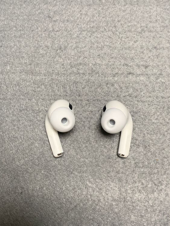  AirPods Pro 1 with MagSafe Charging Case