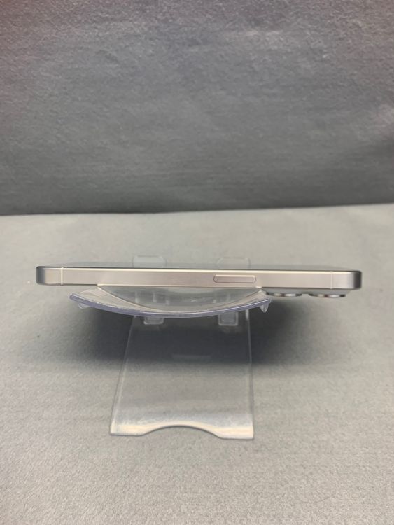 Ķ���ʡ�Apple���ȥ��ǡ�SIM�ե꡼��iPhone15 Pro 256GB �ۥ磻�ȥ����˥��࿧