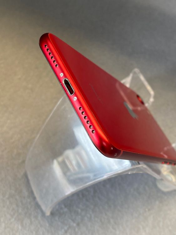 ��š������� SIM�ե꡼ iPhoneSE ��3���� 64GB ��åɿ�
