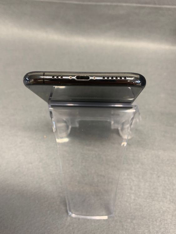��š������ǡ�SIM�ե꡼��iPhoneXs 256GB ���ڡ������쥤��