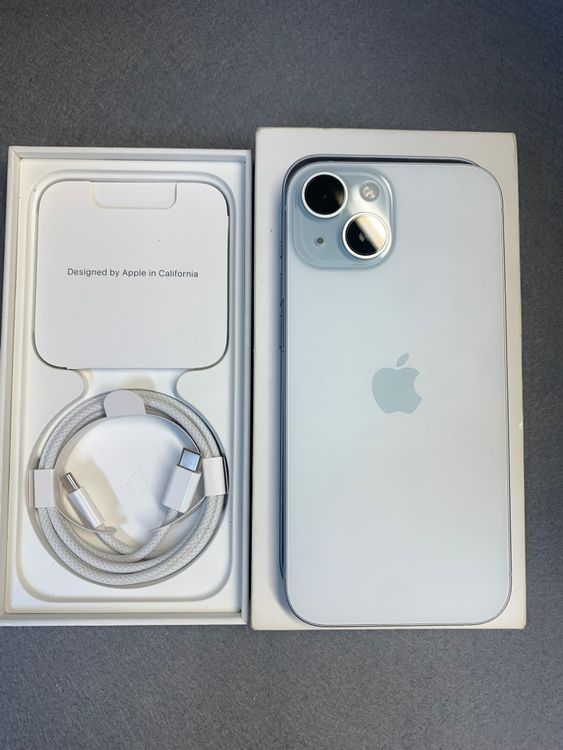 ���ʡ������ǡ�SIM�ե꡼��iPhone15 128GB �֥롼��