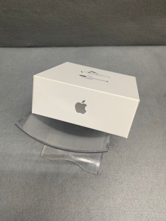 ����̤���� �ڸ����ݾ�ͭ��� AirPods ��4���� MXP63J/A