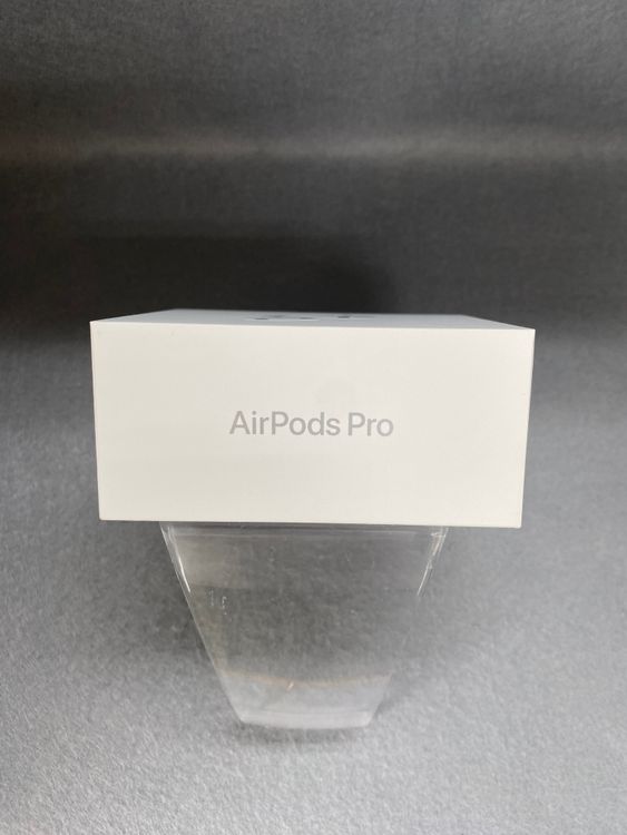 ����̤�����ڸ����ݾڤ����AirPods Pro ��3���� MFHP4J/A