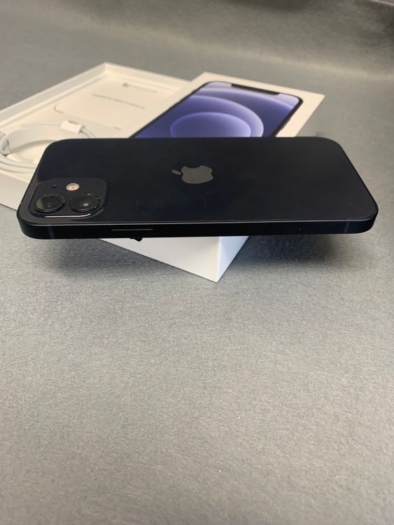 ���ʡ������ǡ�SIM�ե꡼��iPhone12 64GB �֥롼��