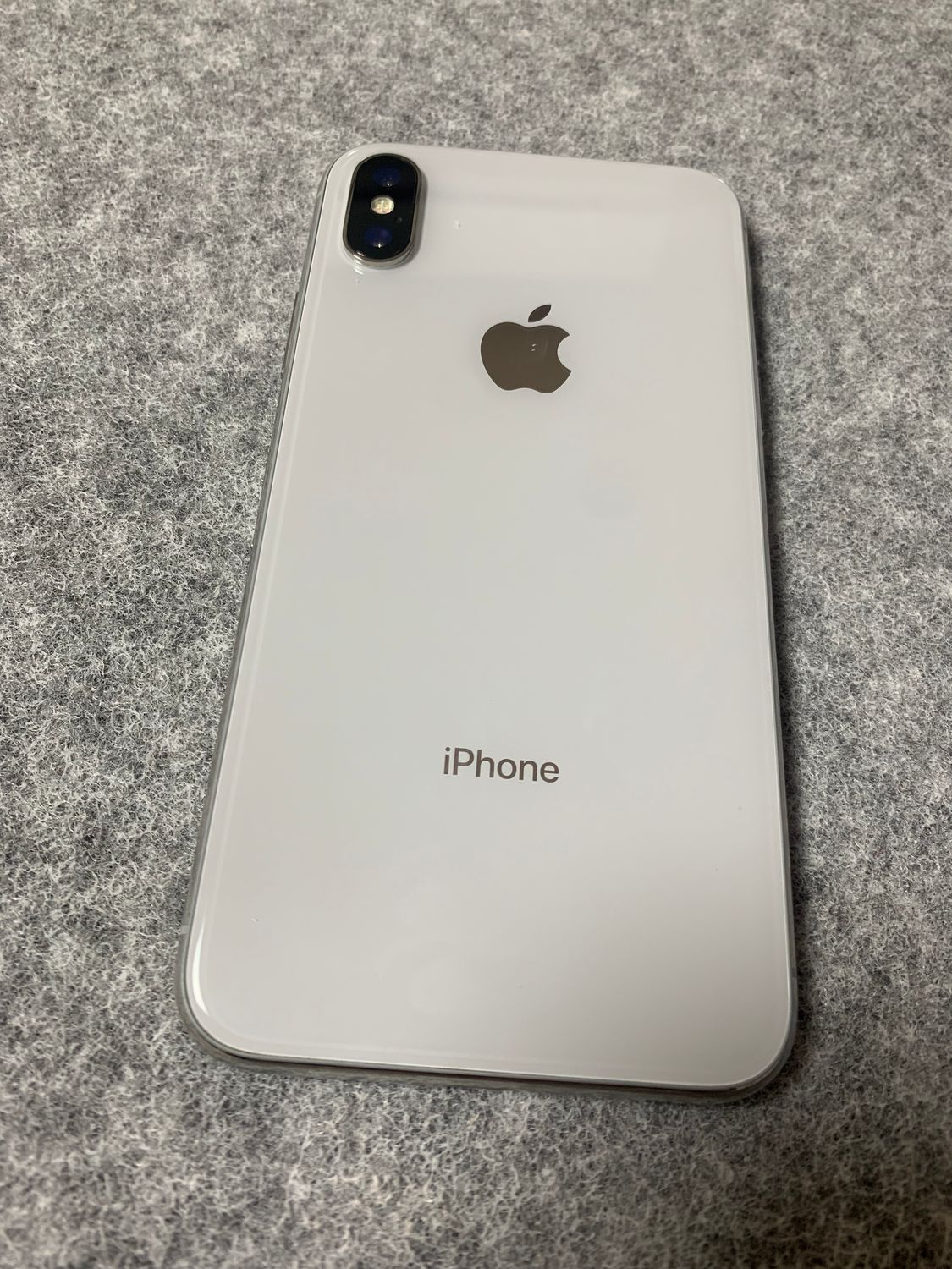 ムスビー｜超美品 国内版 SIMフリー iPhoneX 256GB シルバー色【iPhone