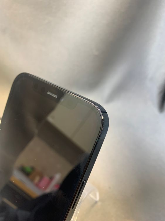 ���ʡ������ǡ�SIM�ե꡼��iPhone12 Pro�� 256GB �ѥ��ե��å��֥롼��