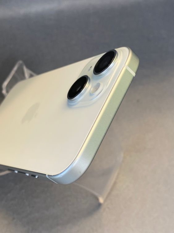 ���� Apple���ȥ��� SIM�ե꡼ iPhone15 128GB �֥롼��
