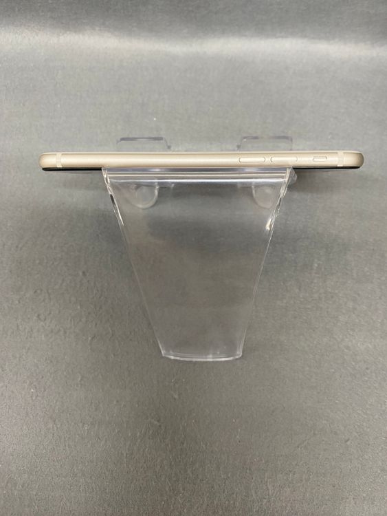 Ķ���ʡ������ǡ�SIM�ե꡼��iPhoneSE ��3����  64GB �������饤�ȿ�