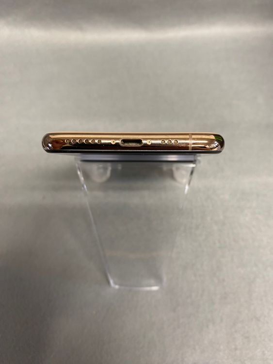 ���ʡ������ǡ�SIM�ե꡼��iPhoneXs 256GB ������ɿ�