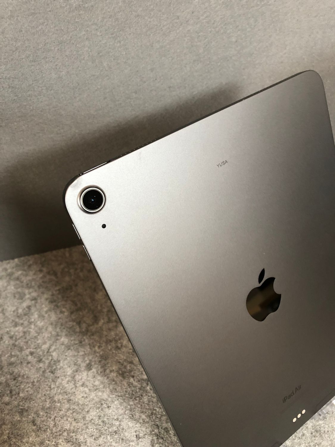 ムスビー｜美品 国内版 iPad Air 第5世代 10.9インチ 64GB Wi-Fi版 