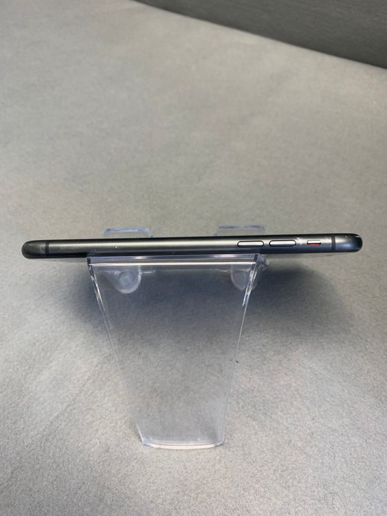 ���ʡ������ǡ�SIM�ե꡼��iPhone11 128GB �֥�å���