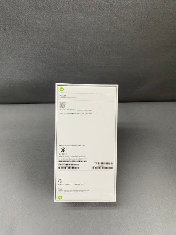 ����̤���� Apple���ȥ��� SIM�ե꡼ iPhone17 256GB ��٥������