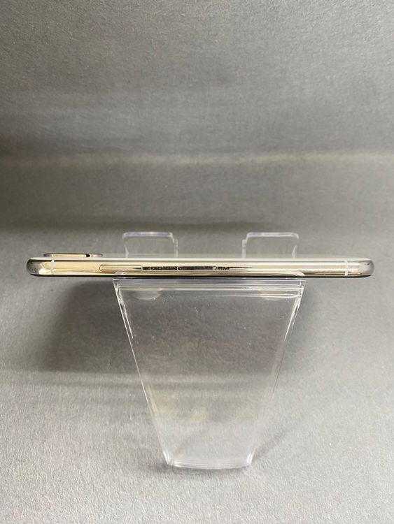 ���� ������ SIM�ե꡼ iPhoneXS 256GB ����С���