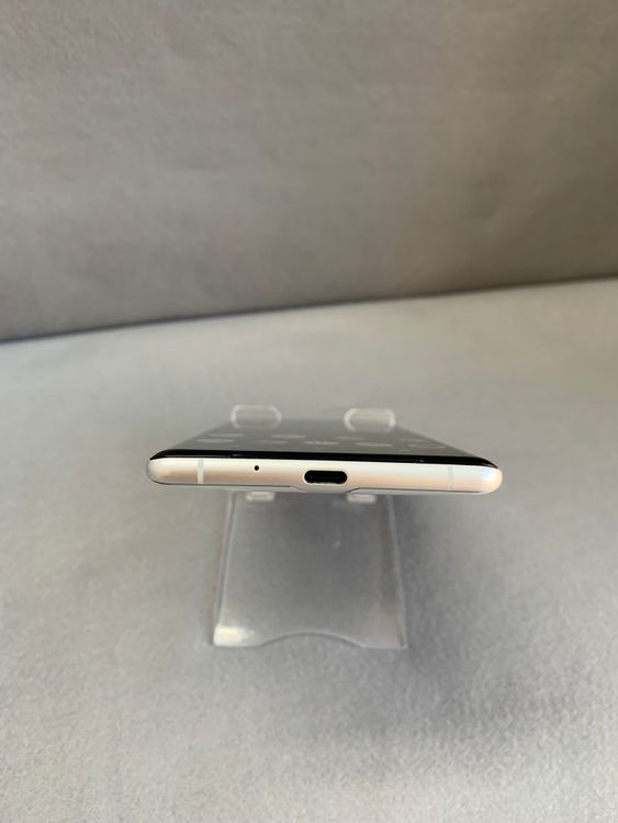���� ������ SIM�ե꡼ Xperia XZ3 64GB �ۥ磻�ȥ���С���