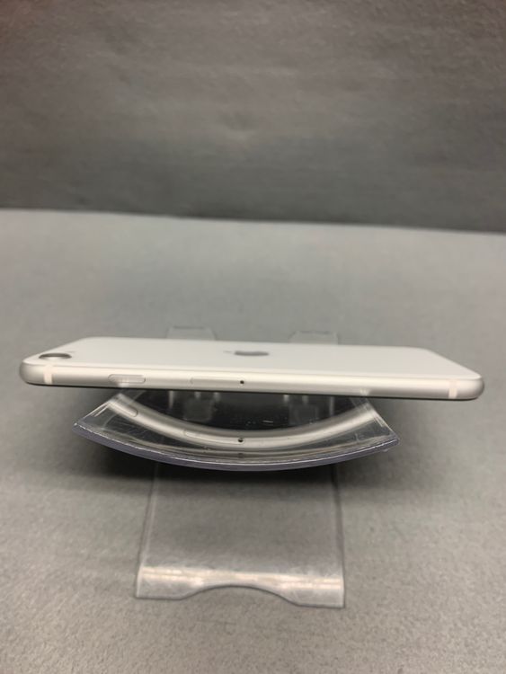 ���ʡ������ǡ�SIM�ե꡼��iPhoneSE ��2���� 64GB �ۥ磻�ȿ�