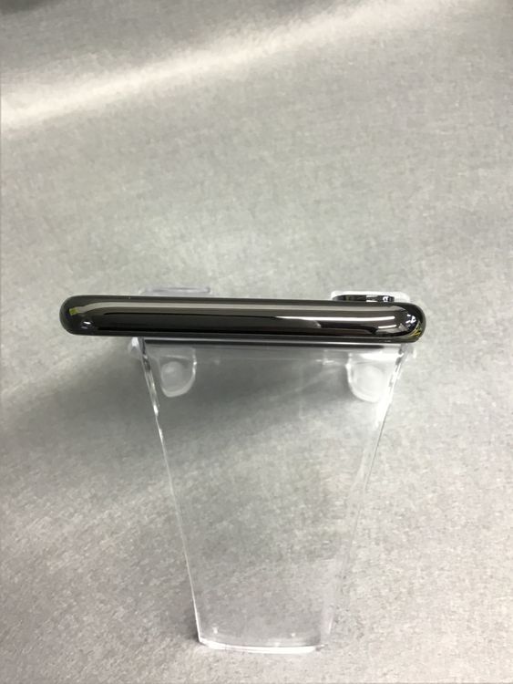 ���� ������ SIM�ե꡼��iPhoneX  64GB ���ڡ������쥤��