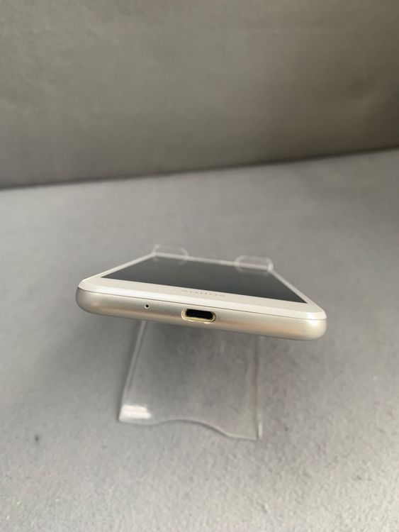 ���� SIM�ե꡼ AQUOS L2 8GB SH-L02 �ۥ磻�ȿ�