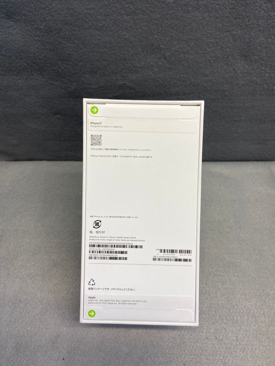����̤���� Apple���ȥ��� SIM�ե꡼ iPhone17 256GB �֥�å���