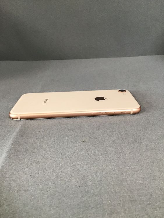 ʡǡSIMե꡼iPhone8  64GB ɿ