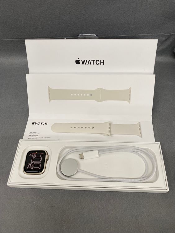 �ۤ�̤���� Apple Watch SE ��3���� 64GB Cellular��ǥ� 40mm