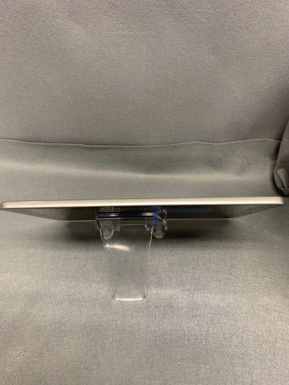 ���ʡ������ǡ�Wi-Fi�ǡ�iPad  ��9���塡 64GB ����С���