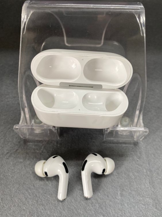 ���ʡ������ǡڸ����ݾڤ����AirPods Pro ��3���� USB-C �ۥ磻�ȿ�