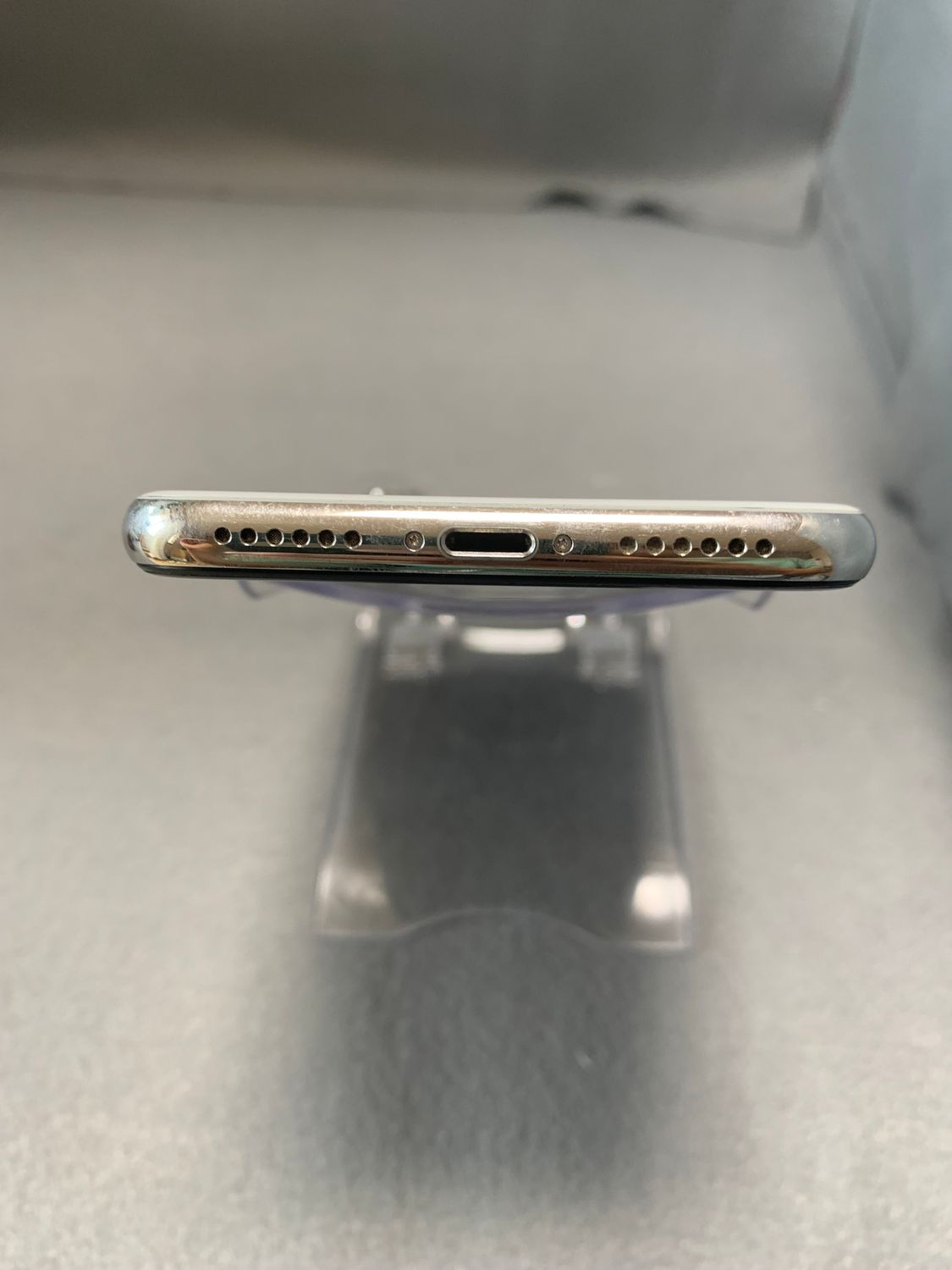 iPhone - 美品●ドコモ版 SIMフリー■iPhone Xs 256GB■シルバー■判定〇 Amazon | 【整備済み品】Apple iPhone X 256GB シルバー SIM