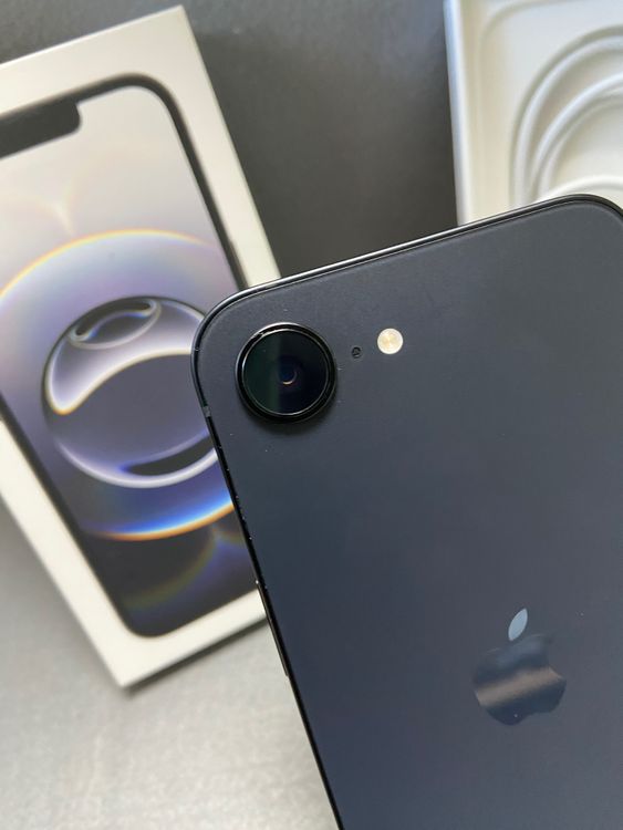 Ķ���� ������ SIM�ե꡼ iPhone 16e 128GB �֥�å������ڸ����ݾ�ͭ���