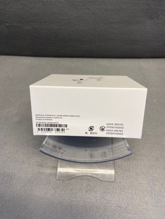 ����̤���� AirPods Pro ��3���� USB-C
