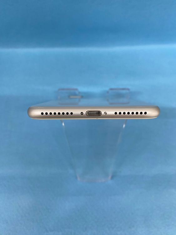 Ķ���ʡ������ǡ�SIM�ե꡼��iPhone8 PLUS 64GB ����С���