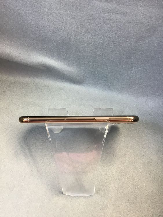 ���ʡ������ǡ�SIM�ե꡼��iPhone11 pro 64GB ������ɿ�