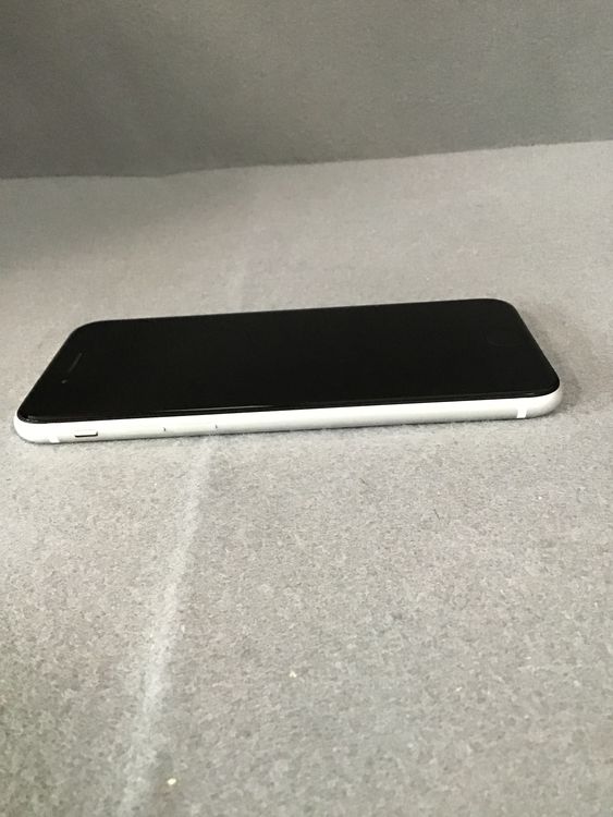 ĶʡAppleȥǡSIMե꡼iPhoneSE 2塡 256GB ۥ磻ȿ